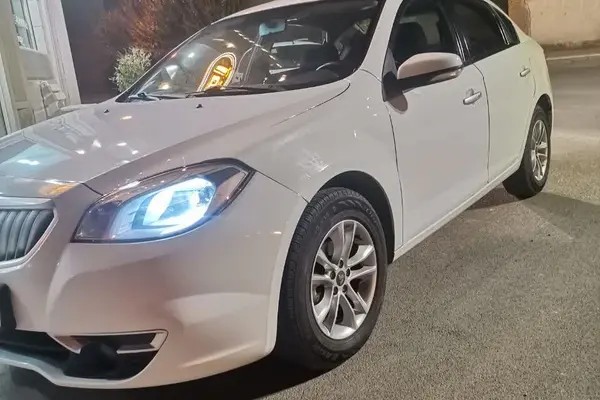 برلیانس، H330