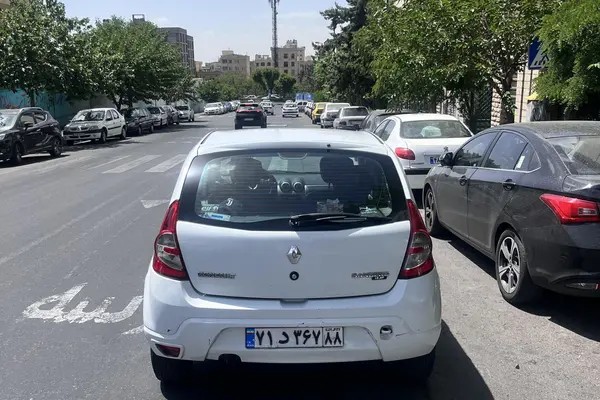 رنو، ساندرو