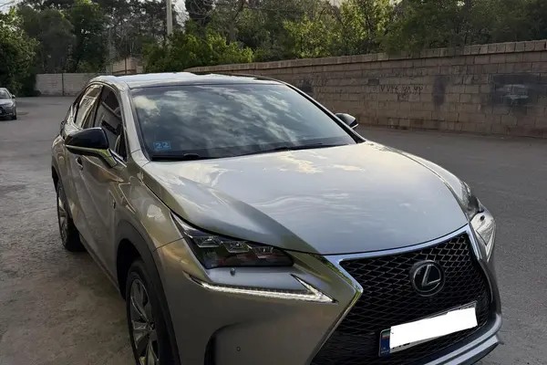 لکسوس، NX