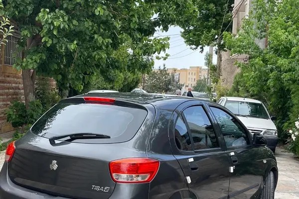 تیبا، هاچ بک