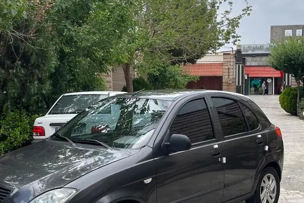 تیبا، هاچ بک