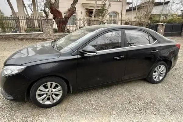 ام جی، 360