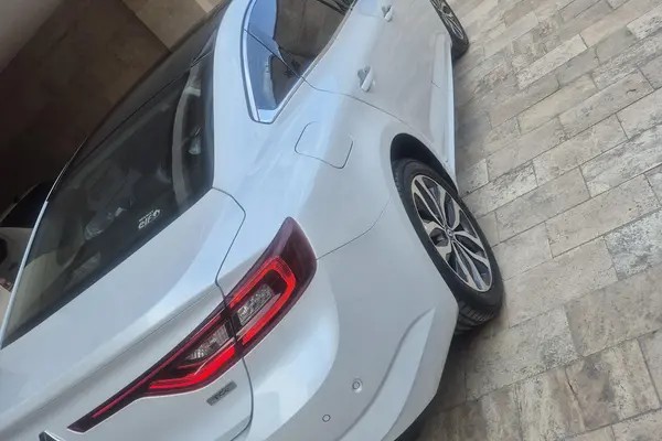 رنو، تالیسمان