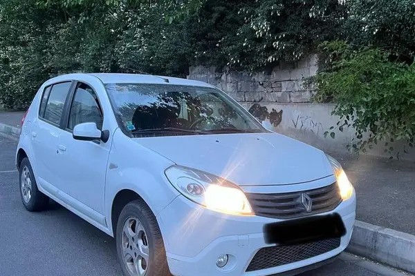 رنو، ساندرو