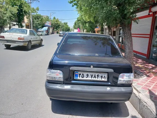 پراید، صندوق دار