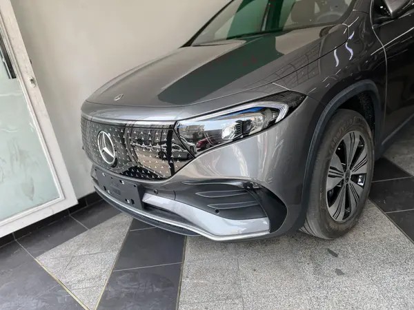 بنز، کلاس EQA