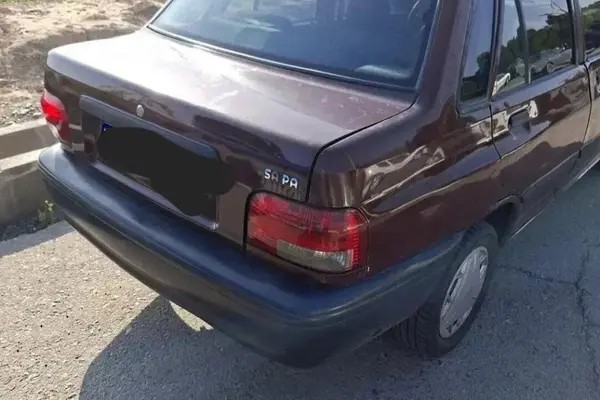 پراید، صندوق دار