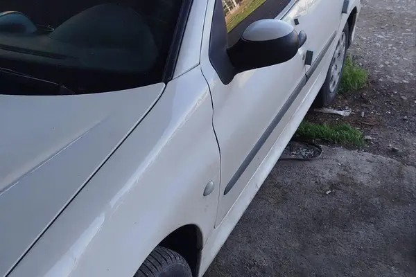 پژو، 206 SD
