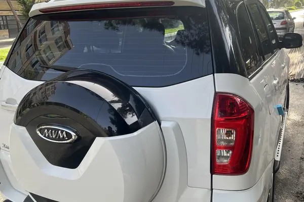 ام وی ام، X33 S