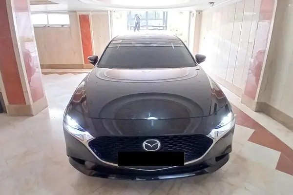 مزدا، 3 وارداتی