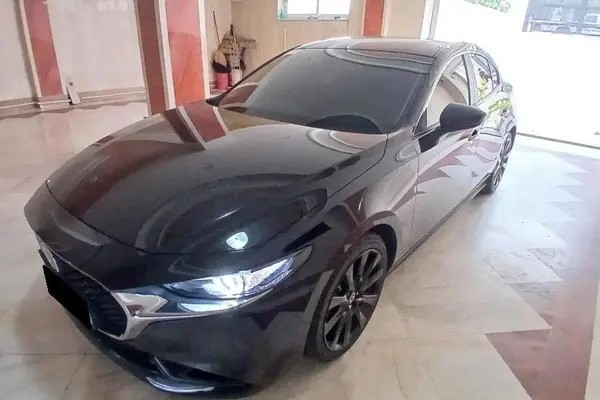مزدا، 3 وارداتی