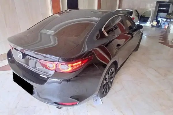 مزدا، 3 وارداتی