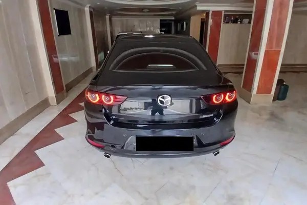 مزدا، 3 وارداتی