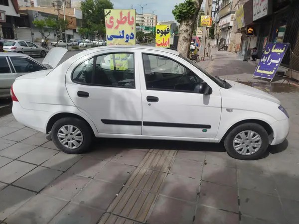 تیبا، صندوق دار