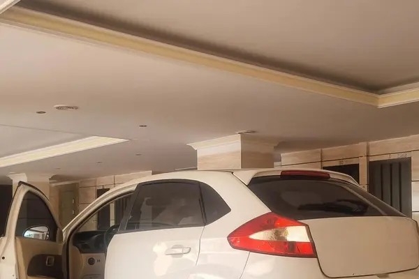 ام وی ام، 315هاچ بک