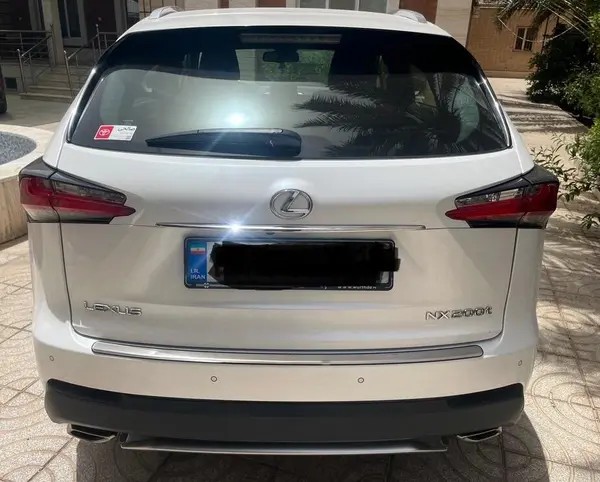 لکسوس، NX