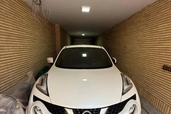 نیسان، جوک