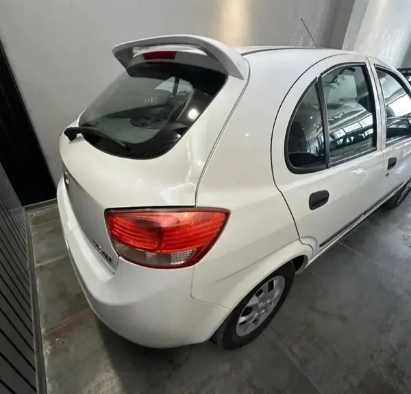 تیبا، هاچ بک