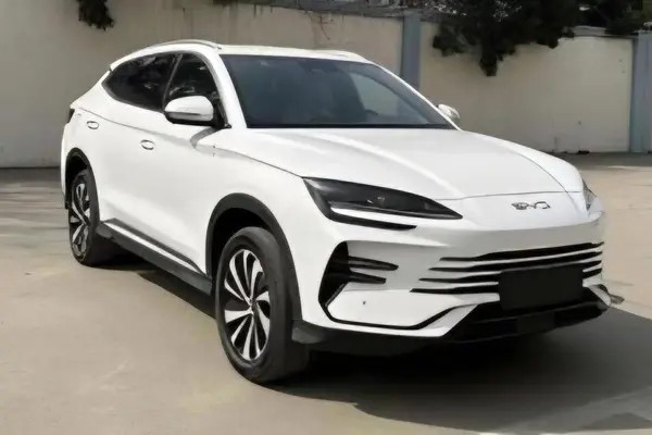 بی وای دی، سانگ پلاس DMi