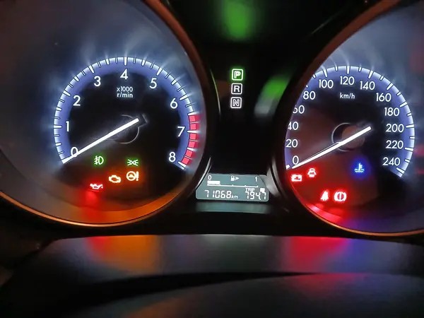 مزدا، 3 نیو صندوق دار