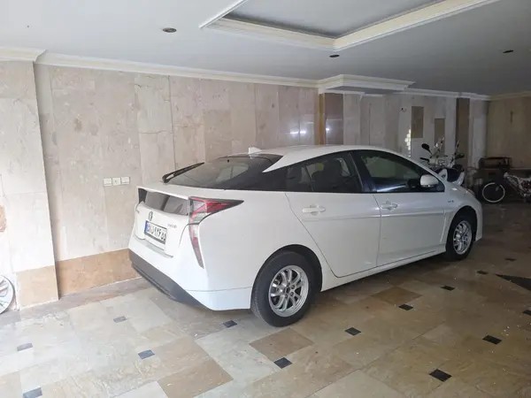 تویوتا، پریوس