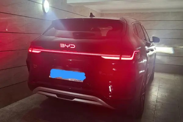 بی وای دی، سانگ پلاس DMi