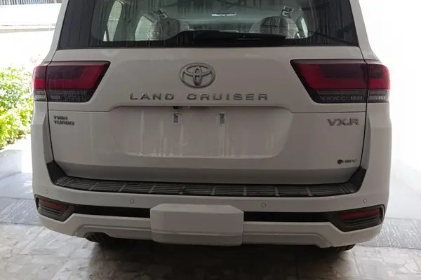 تویوتا، لندکروز چهار در