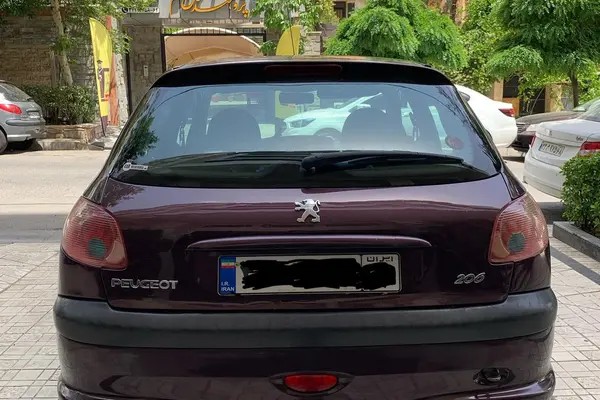 پژو، 206