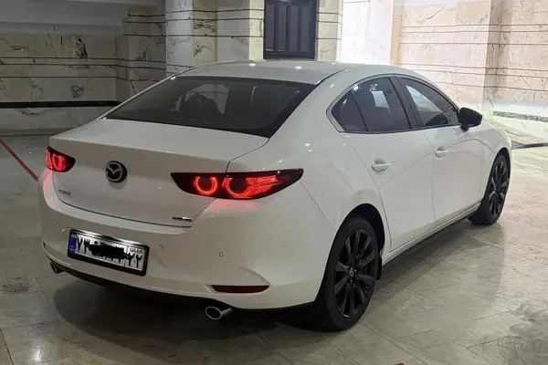 مزدا، 3 وارداتی