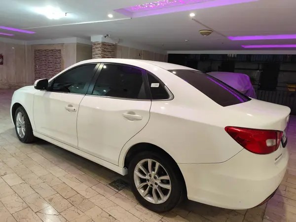 بسترن، B30