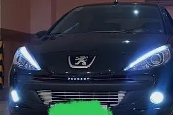 پژو، 207
