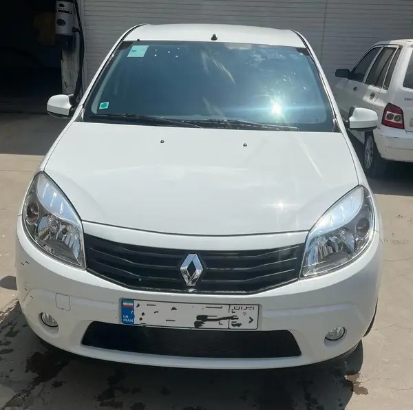 رنو، ساندرو