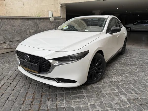 مزدا، 3 وارداتی