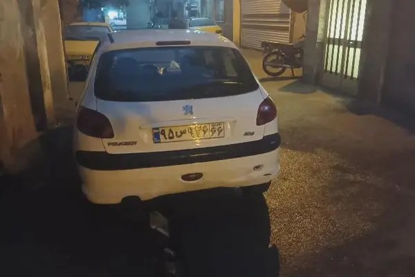 پژو، 206