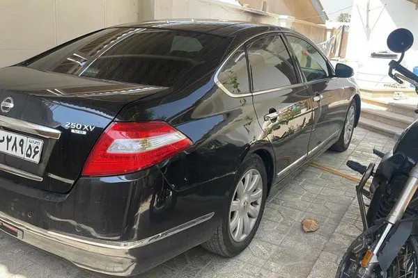 نیسان، تی ینا