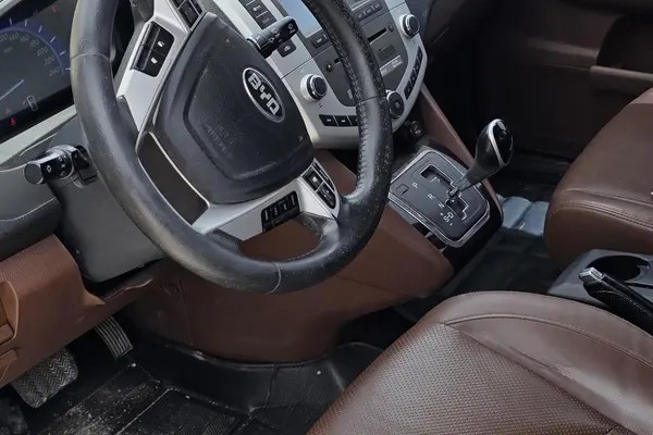بی وای دی، S6