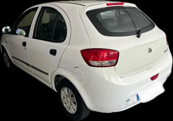 تیبا، هاچ بک