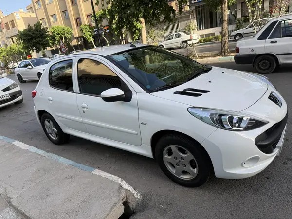 پژو، 207