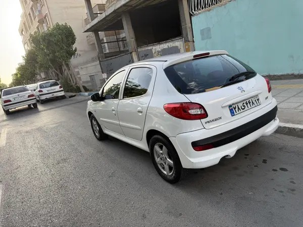پژو، 207