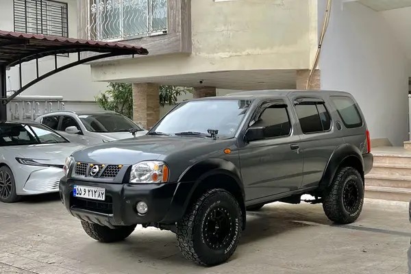 نیسان، رونیز