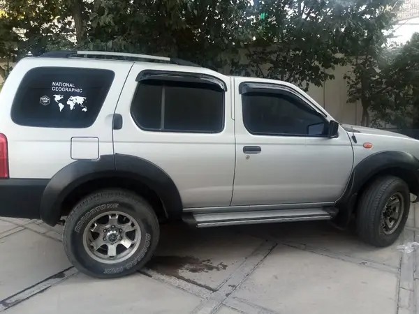 نیسان، رونیز