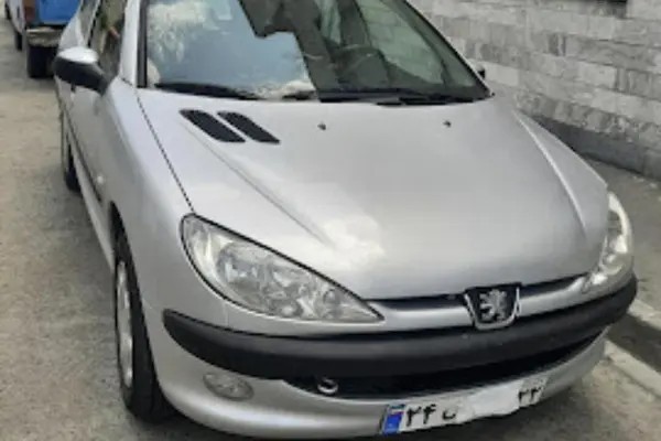 پژو، 206