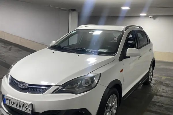 ام وی ام، 315هاچ بک