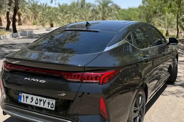 کی ام سی، J7