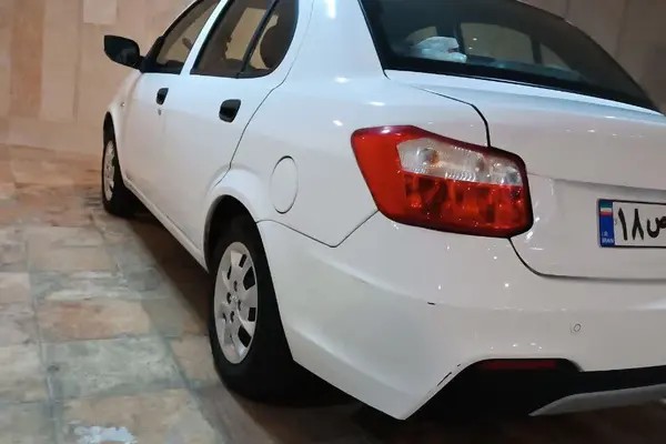 ساینا، S