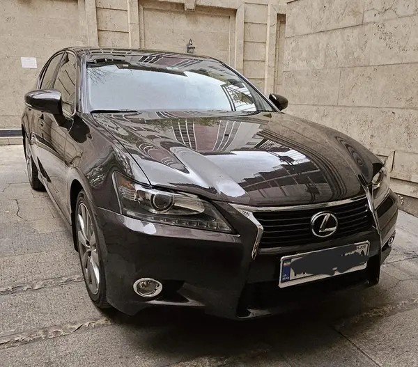 لکسوس، GS