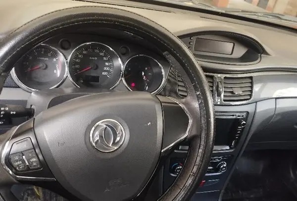 دانگ فنگ، H30 کراس
