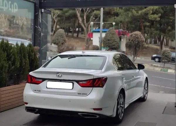 لکسوس، GS