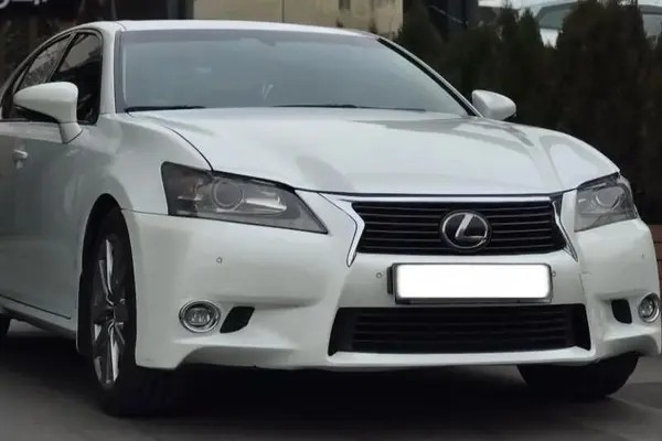 لکسوس، GS