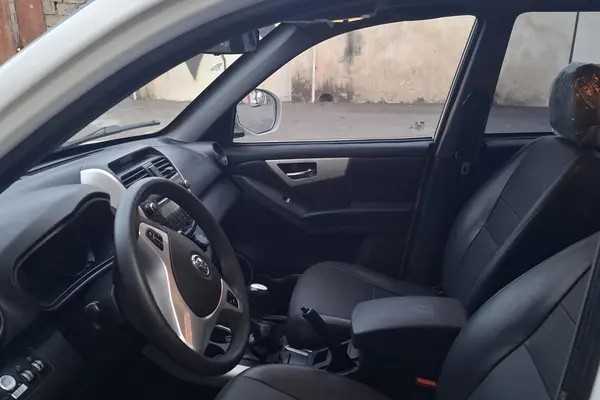 لیفان، X60